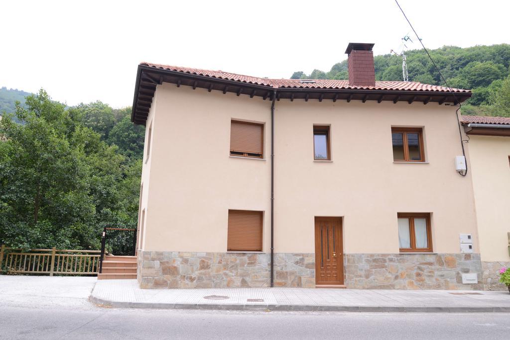 Apartamentos El Rincon De Limes Кангас дел Нарсеа Стая снимка